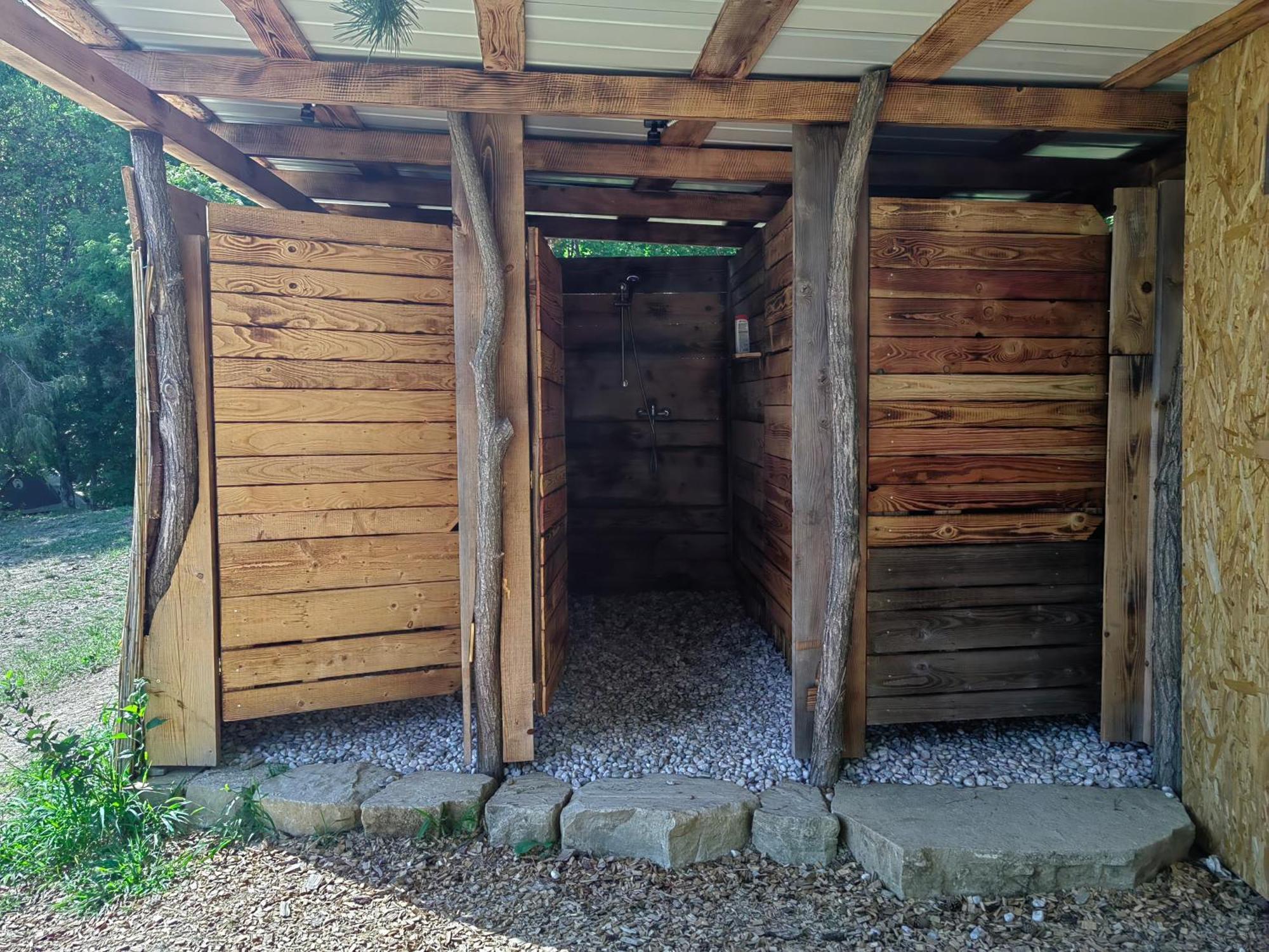 Готель Eco Camp Supot Smarje  Екстер'єр фото